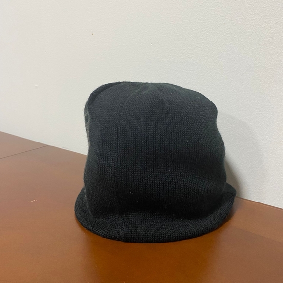 Nike Kids Reversible Peak Beanie - Picture 3 of 5